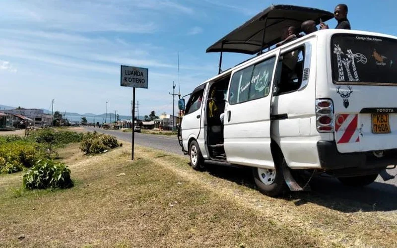 Minivan Bus Hire